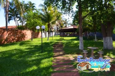 Rancho Barbosa 2 para Alugar em Miguelopolis - Vista do Rio para o Quiosque