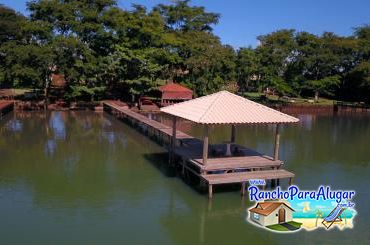 Rancho Tôa Tôa para Alugar em Miguelopolis - Vista do Rio para o Píer