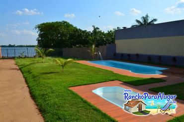Rancho Silveira para Alugar em Miguelopolis - Vista da Piscina para o Rio