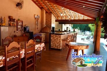 Rancho Caribe do Piska para Alugar em Miguelopolis - Varanda com Área Gourmet