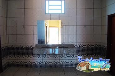 Rancho Las Vegas para Alugar em Miguelopolis - Banheiro da Casa