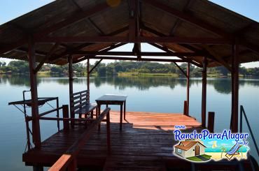 Rancho do Sossego para Alugar em Miguelopolis - Quiosque Sobre o Píer