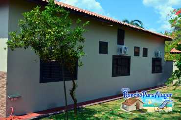 Rancho Meirival 4 para Alugar em Miguelopolis - Suites