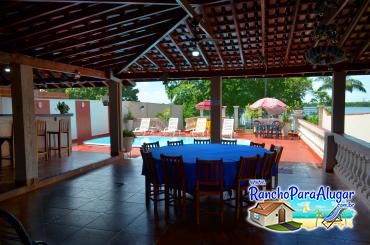 Rancho Laura Mariana para Alugar em Miguelopolis - Varanda