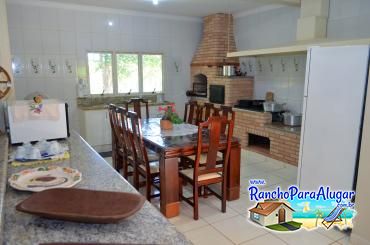 Rancho Primavera para Alugar em Miguelopolis - Cozinha