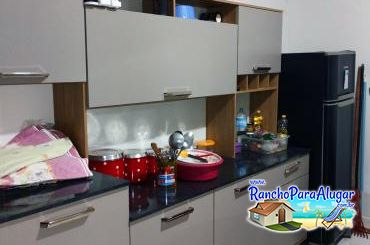 Rancho Eletromar para Alugar em Miguelopolis - Cozinha