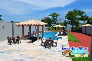 Rancho Top 10 para Alugar em Miguelopolis - Vista da Varada para a Piscina