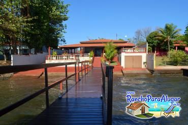 Rancho Meirival 1 para Alugar em Miguelopolis - Vista do Píer para o Rancho