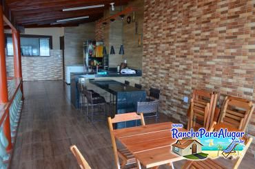 Rancho Meirival 1 para Alugar em Miguelopolis - Área de Churrasco