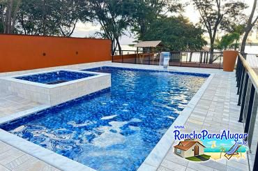 Rancho Alquimista para Alugar em Miguelopolis - Piscina com Hidromassagem