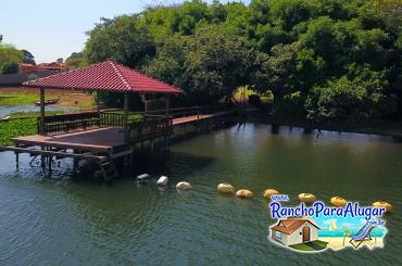 Rancho Recanto da Amora para Alugar em Miguelopolis - Vista do Rio para o Píer