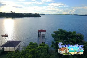 Rancho Kidelícia para Alugar em Miguelopolis - Píer com Quiosque