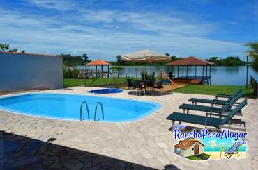 Rancho Bom de Peixe para Alugar em Miguelopolis - Piscina