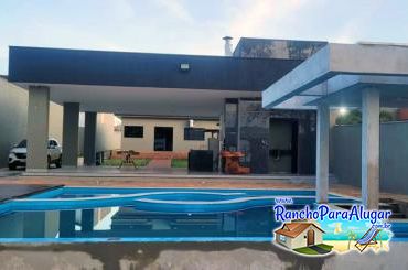 Rancho Off Linne para Alugar em Miguelopolis - Vista da Piscina para a Varanda