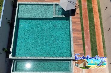 Rancho Paraíso 1 para Alugar em Miguelopolis - Piscina com Bar Molhado e Hidromassagem