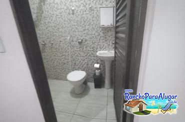 Rancho Vô Mário para Alugar em Miguelopolis - Banheiro da Suite 3