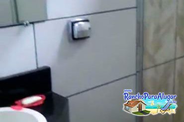 Rancho Recanto Dorotheo para Alugar em Miguelopolis - Banheiro da Suite 1
