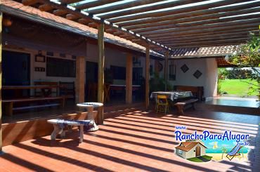 Rancho Recanto Dorotheo para Alugar em Miguelopolis - Varanda