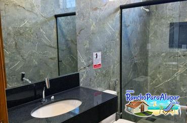 Rancho Diamante para Alugar em Miguelopolis - Interior dos Banheiros