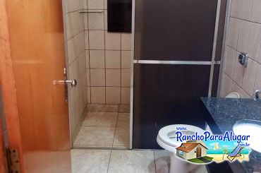 Rancho Recreio 3 para Alugar em Miguelopolis - Banheiro Social