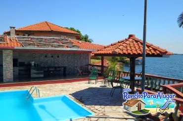 Rancho Meirival 2 para Alugar em Miguelopolis - Quiosque