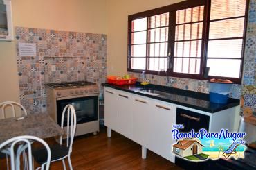 Rancho Freitas para Alugar em Miguelopolis - Cozinha