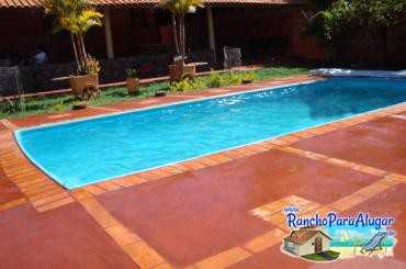 Rancho Galdiano para Alugar e à Venda em Miguelopolis - Piscina