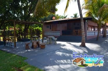 Rancho Gambi para Alugar em Miguelopolis - Varanda