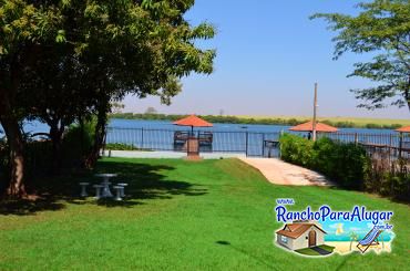 Rancho Oliveira para Alugar em Miguelopolis - Vista da Área Gourmet para o Pier